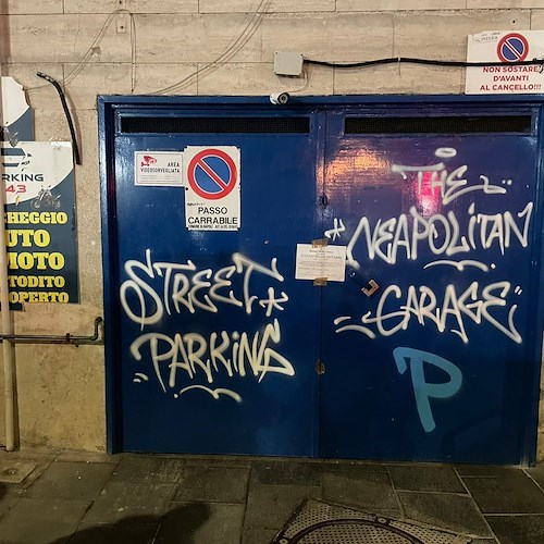 Napoli, sequestrata autorimessa abusiva vicino allo Stadio Maradona. Elevate 134 multe e rimosse 110 vetture