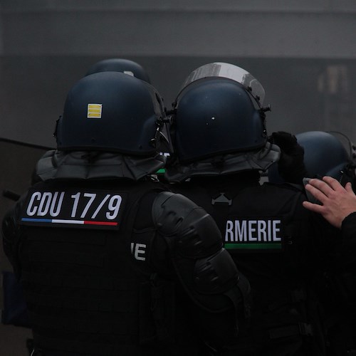 Parigi, attacco con coltello: morto turista tedesco. Von der Leyen: "Scioccata"