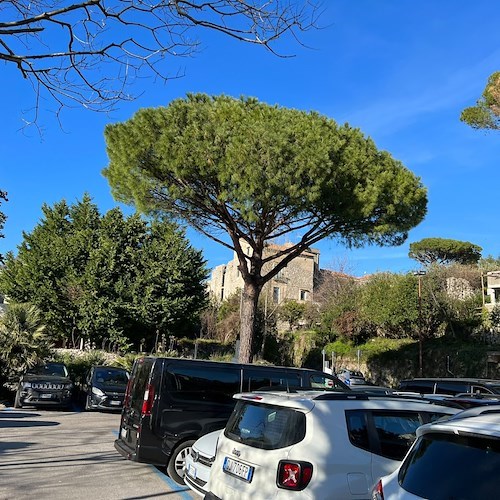 Ravello, parcheggio piazza Duomo<br />&copy; Massimiliano D'Uva