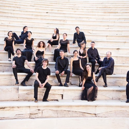 la Dresdner Philharmonie diretta da Bertrand de Billy