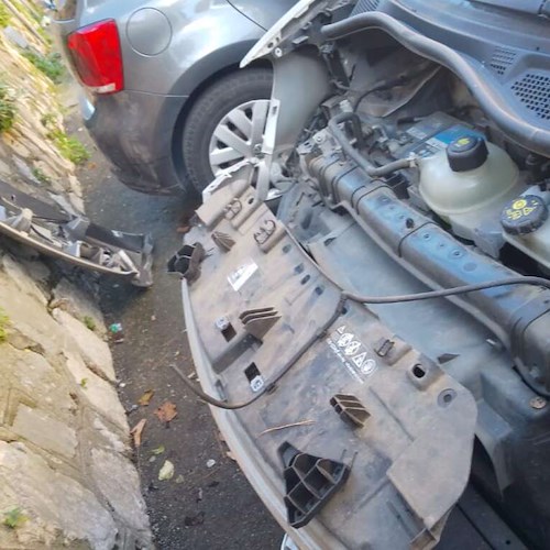 Sorrento: atto vandalico ai danni dell'auto di un assessore comunale <br />&copy; Vas
