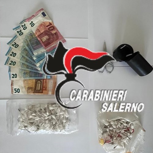 Spacciavano hashish e crack, due arresti nel Salernitano