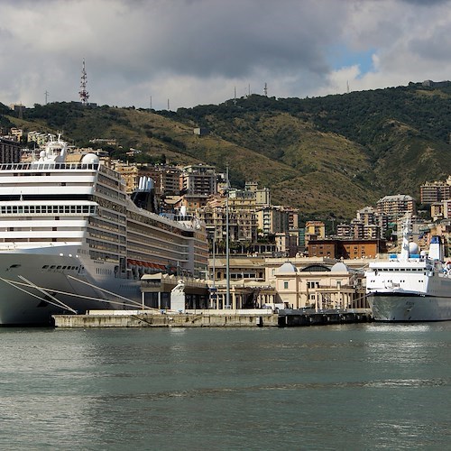 Porto di Genova<br />&copy; dootdorin