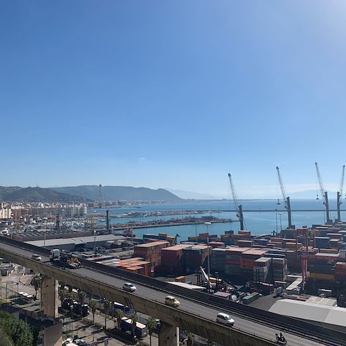 Tragedia al porto di Salerno, un morto e un ferito