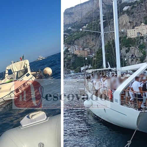 Tragedia in mare: una turista morta. Ambulanze e elisoccorso alla darsena di Amalfi [FOTO]